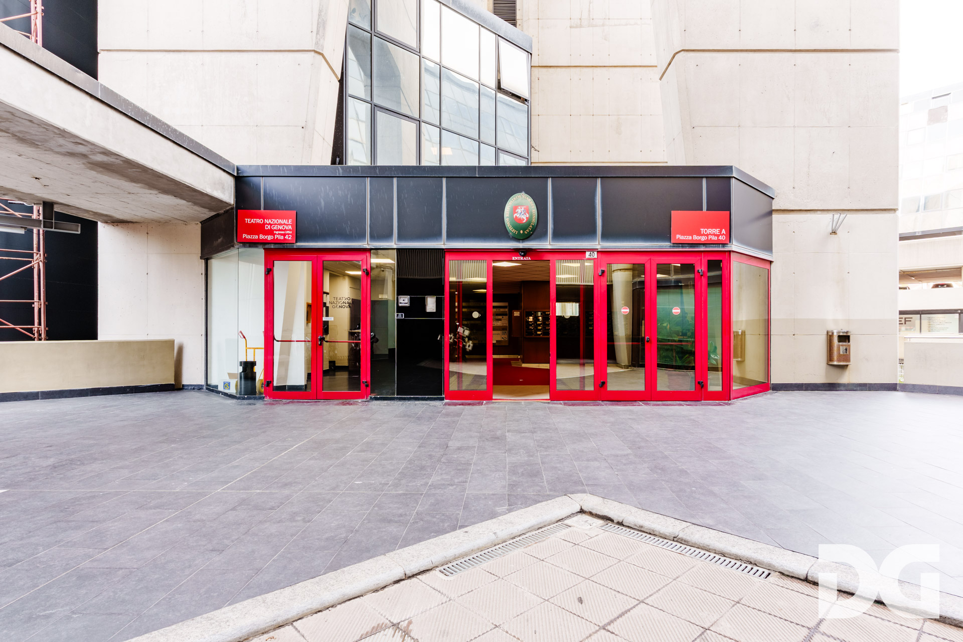Immobiliare Del Guasta CORTE LAMBRUSCHINI UFFICIO PANORAMICISSIMO MQ 180 CON 4 POSTI AUTI