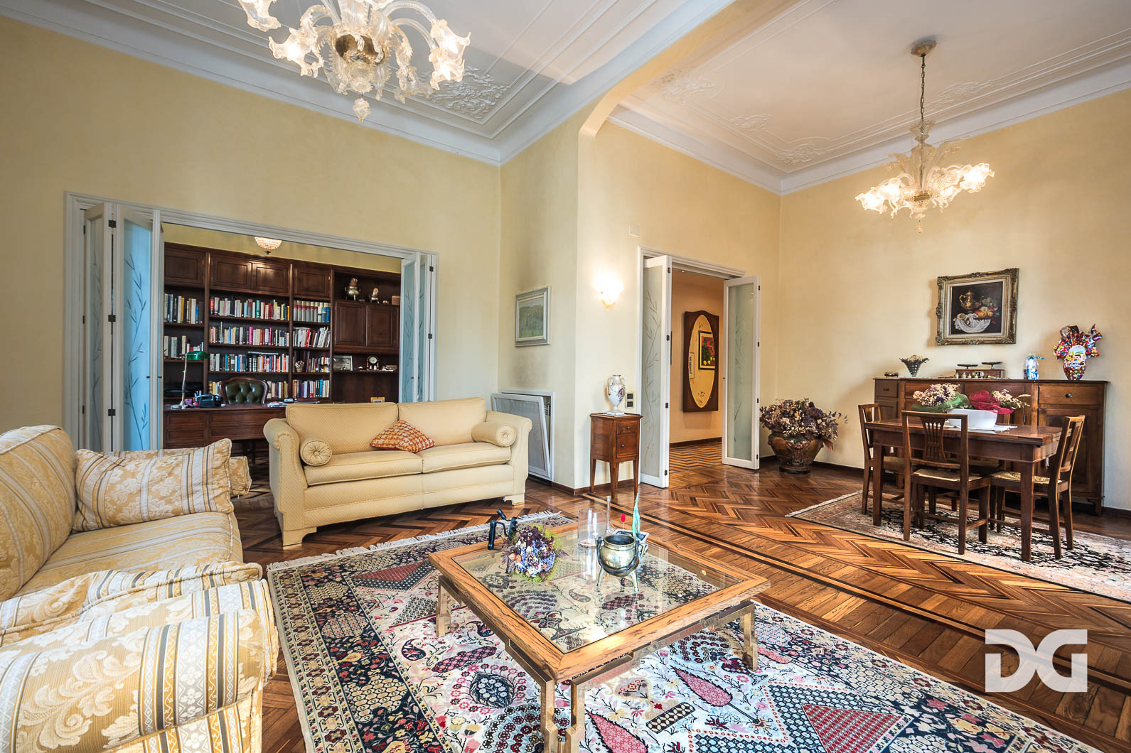 Immobiliare Del Guasta VIA BRIGATA LIGURIA – PRESTIGIOSI MQ. 196 CON TERRAZZO 
