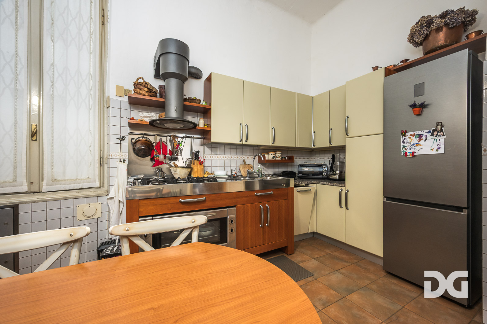Immobiliare Del Guasta VIA BRIGATA LIGURIA – PRESTIGIOSI MQ. 196 CON TERRAZZO 
