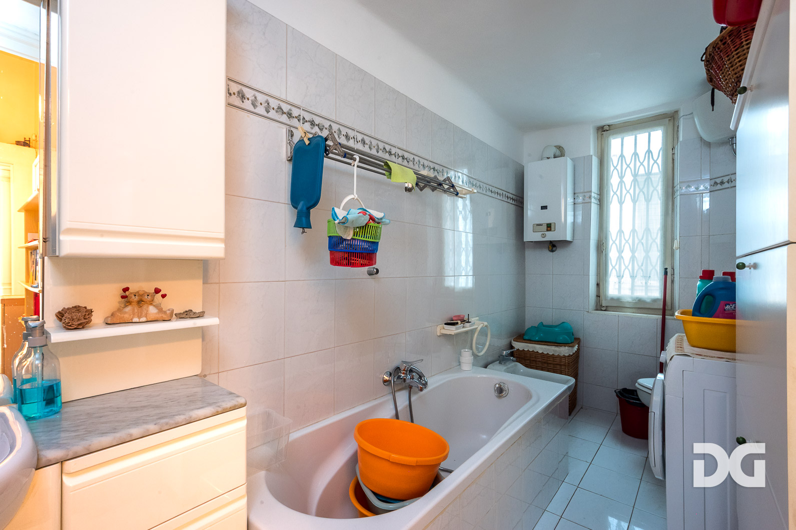Immobiliare Del Guasta VIA BRIGATA LIGURIA – PRESTIGIOSI MQ. 196 CON TERRAZZO 