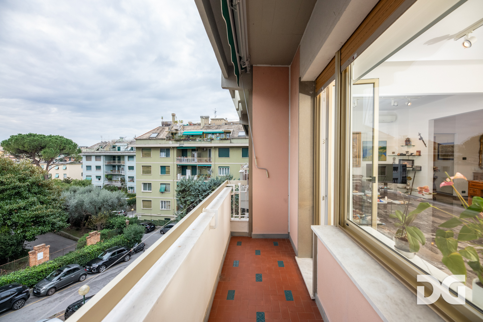 Immobiliare Del Guasta ALBARO – VIA RIESE ELEGANTI MQ. 138 CON MANSARDA VIVIBILE E BOX 