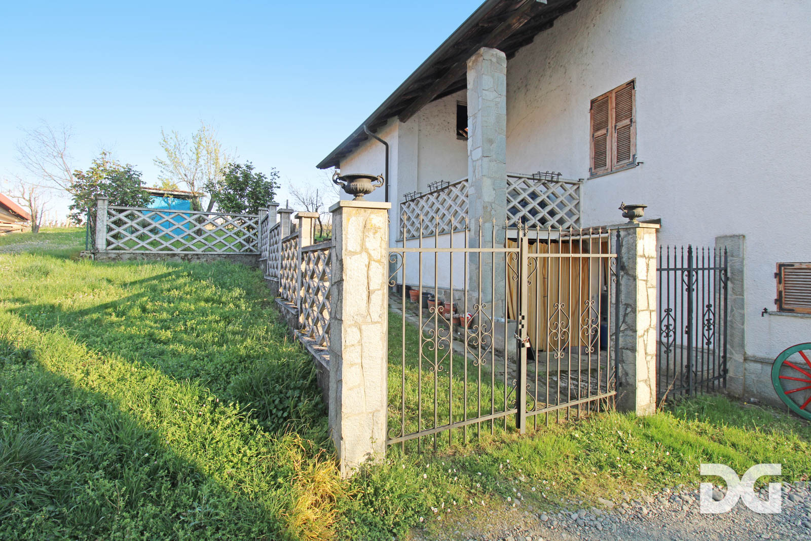 Immobiliare Del Guasta GAVI – CASA INDIPENDENTE MQ. 172 CON GRANDE TERRENO 