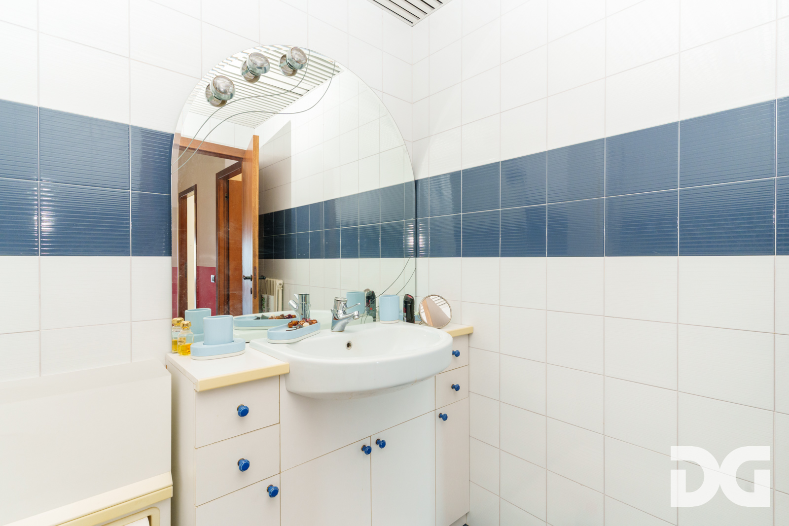 Immobiliare Del Guasta QUARTO – VIA DELLE ERICHE PANORAMICISSIMI MQ 104 VISTA MARE, TERRAZZO