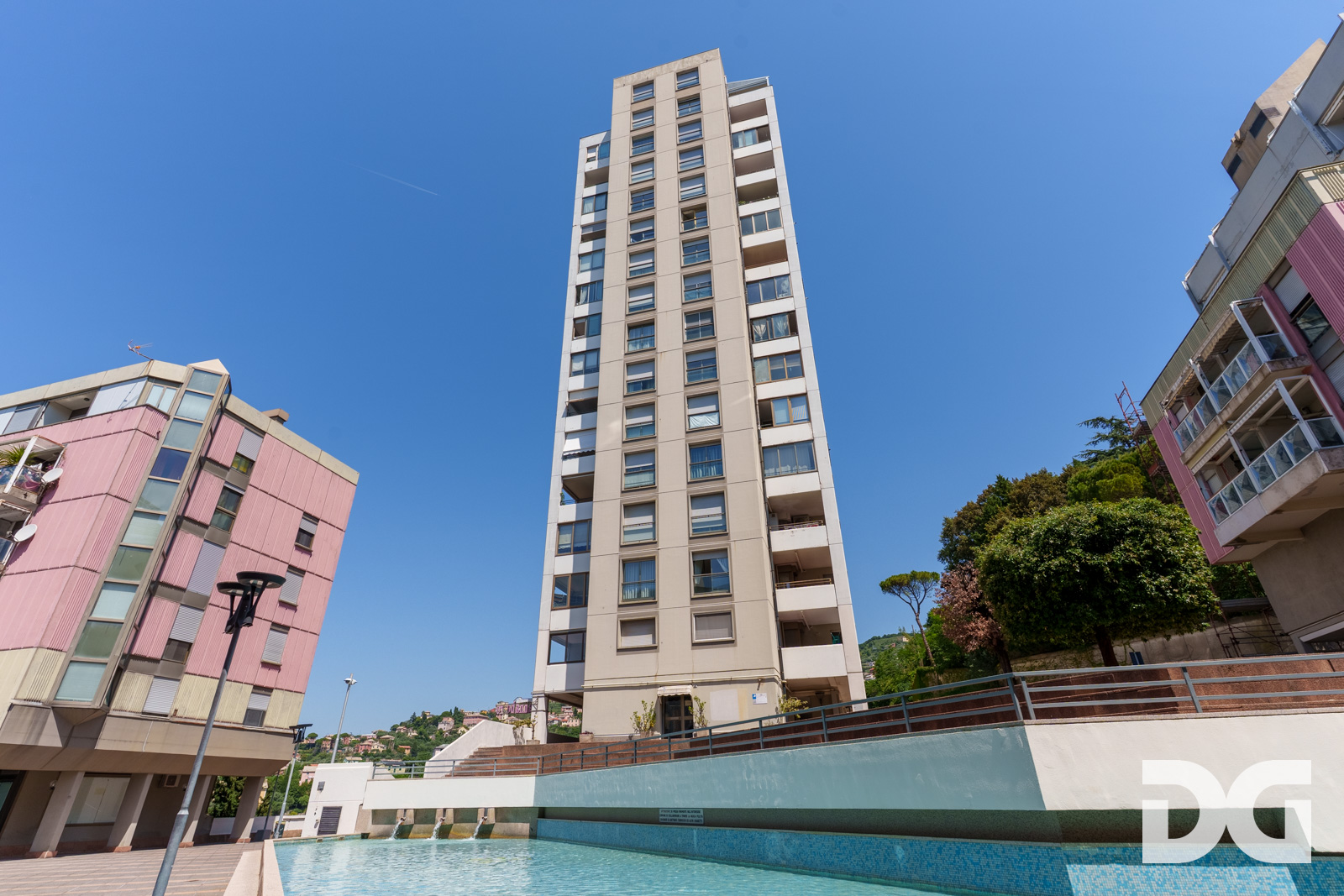 Immobiliare Del Guasta QUARTO – VIA DELLE ERICHE PANORAMICISSIMI MQ 104 VISTA MARE, TERRAZZO