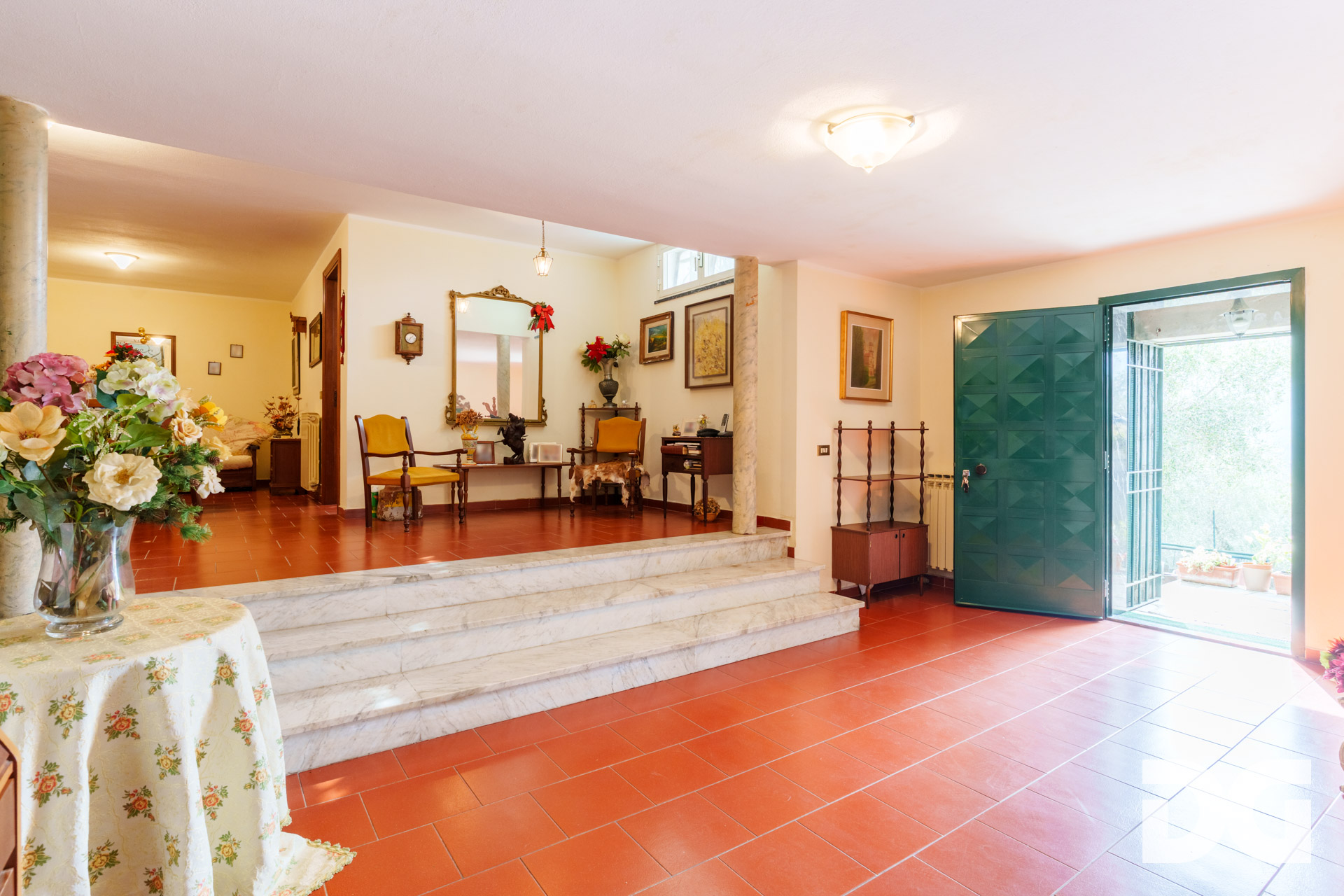 Immobiliare Del Guasta LEIVI – CASA INDIPENDENTE MQ. 205 CON TERRAZZO E BOX 