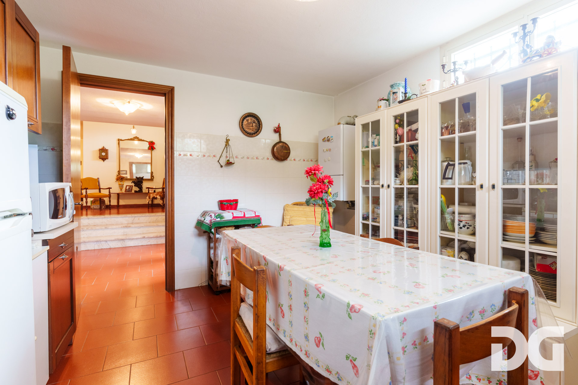 Immobiliare Del Guasta LEIVI – CASA INDIPENDENTE MQ. 205 CON TERRAZZO E BOX 