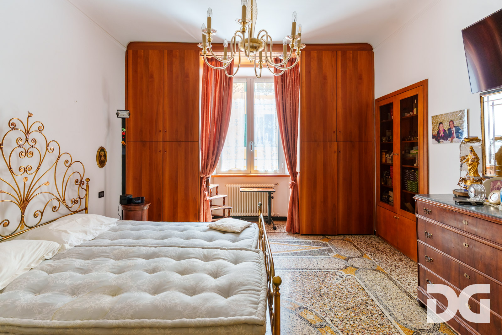 Immobiliare Del Guasta CENTRO – VIA COLOMBO ORDINATI MQ.177 