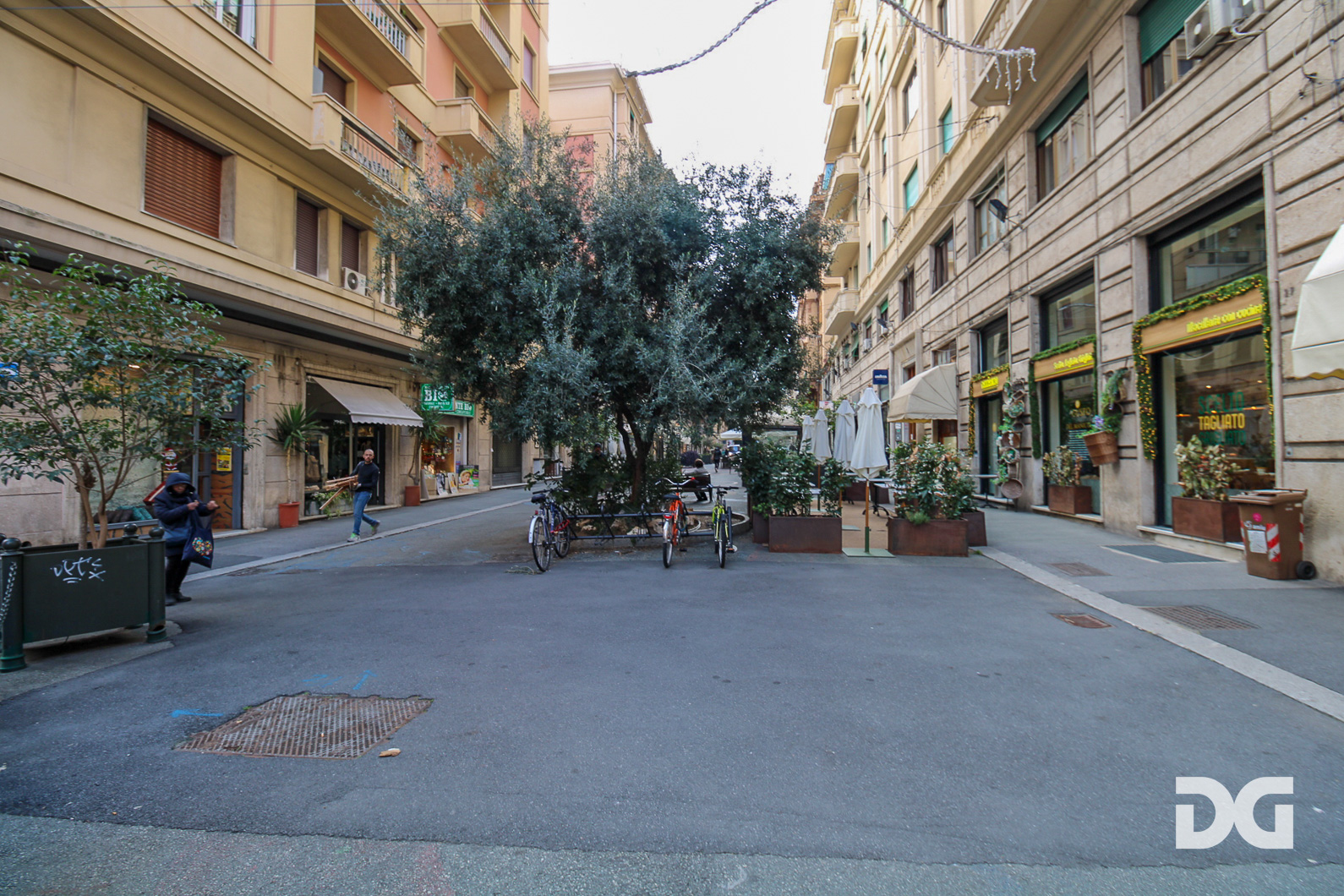 Immobiliare Del Guasta QUADRILATERO – ATTIVITA’ BAR/RISTORAZIONE 