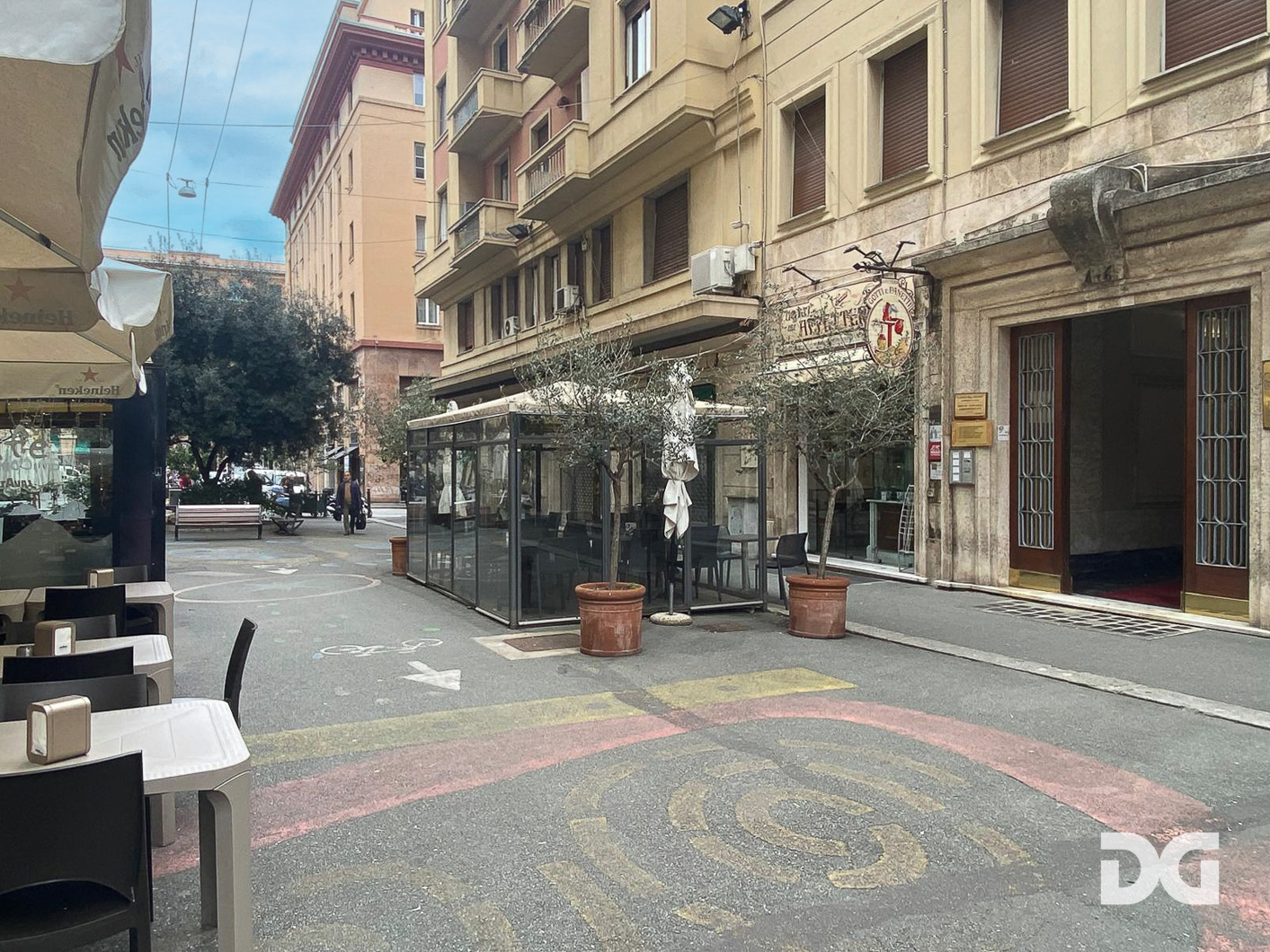 Immobiliare Del Guasta QUADRILATERO – ATTIVITA’ BAR/RISTORAZIONE 