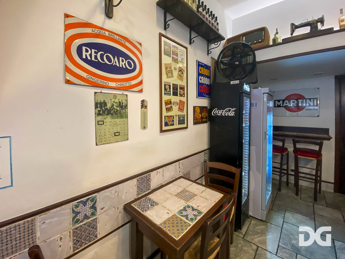 Immobiliare Del Guasta QUADRILATERO – ATTIVITA’ BAR/RISTORAZIONE 