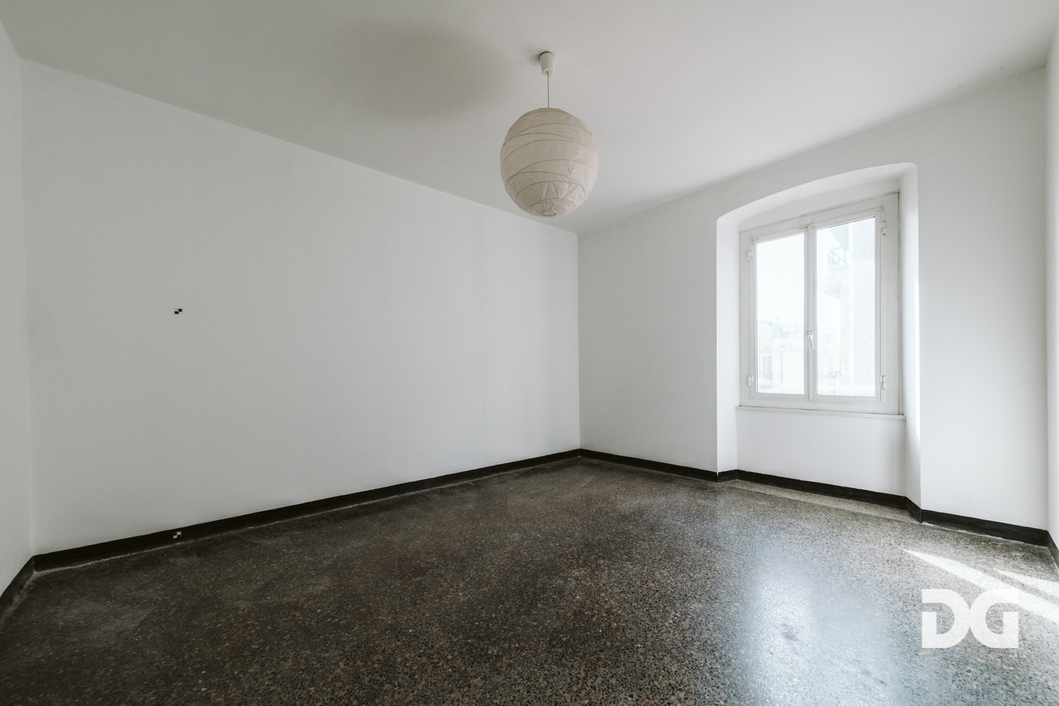 Immobiliare Del Guasta FOCE VIA CIPRO – ORDINATI E LUMINOSI MQ. 120 