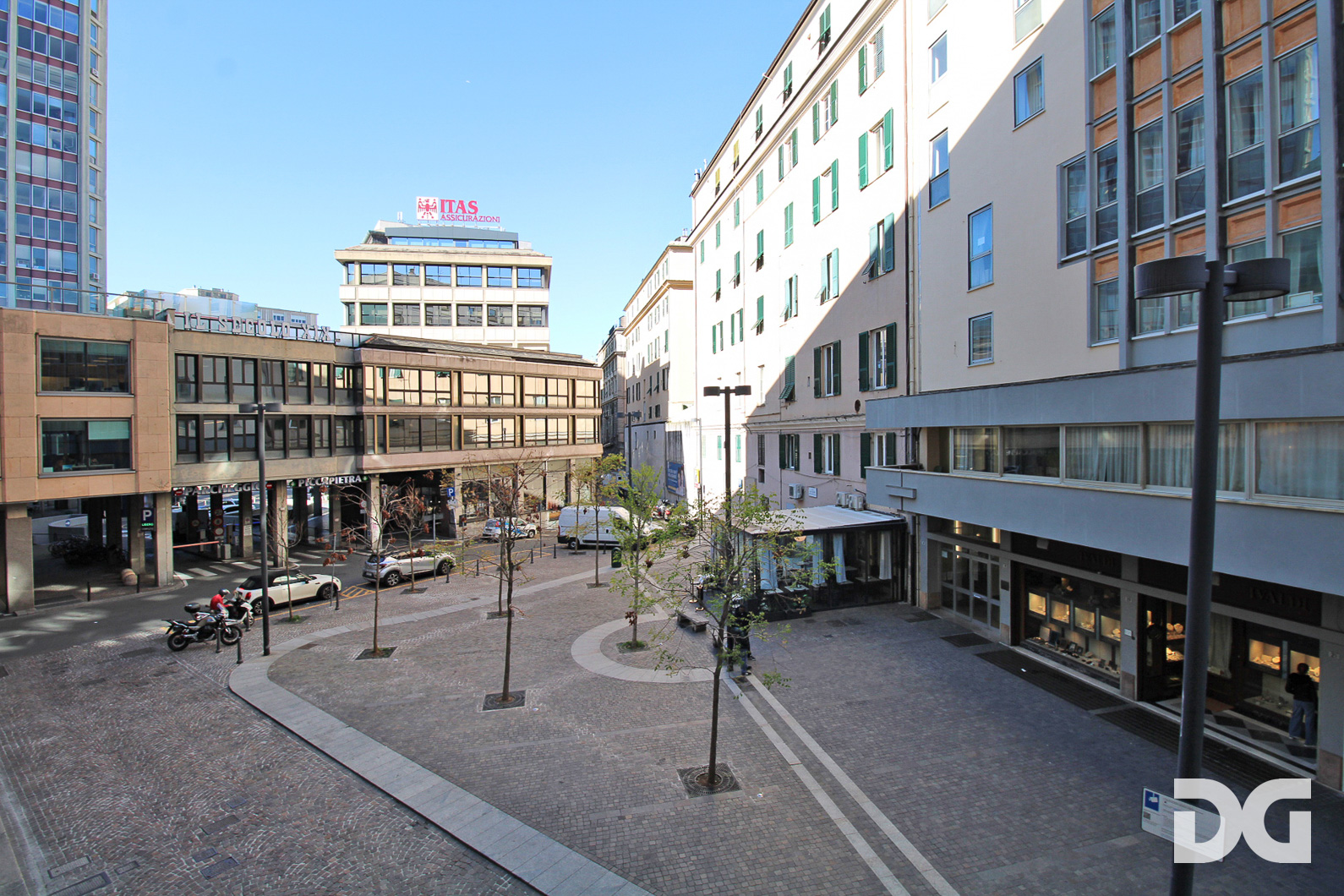 Immobiliare Del Guasta CENTRO – LARGO SAN GIUSEPPE UFFICIO MQ. 92