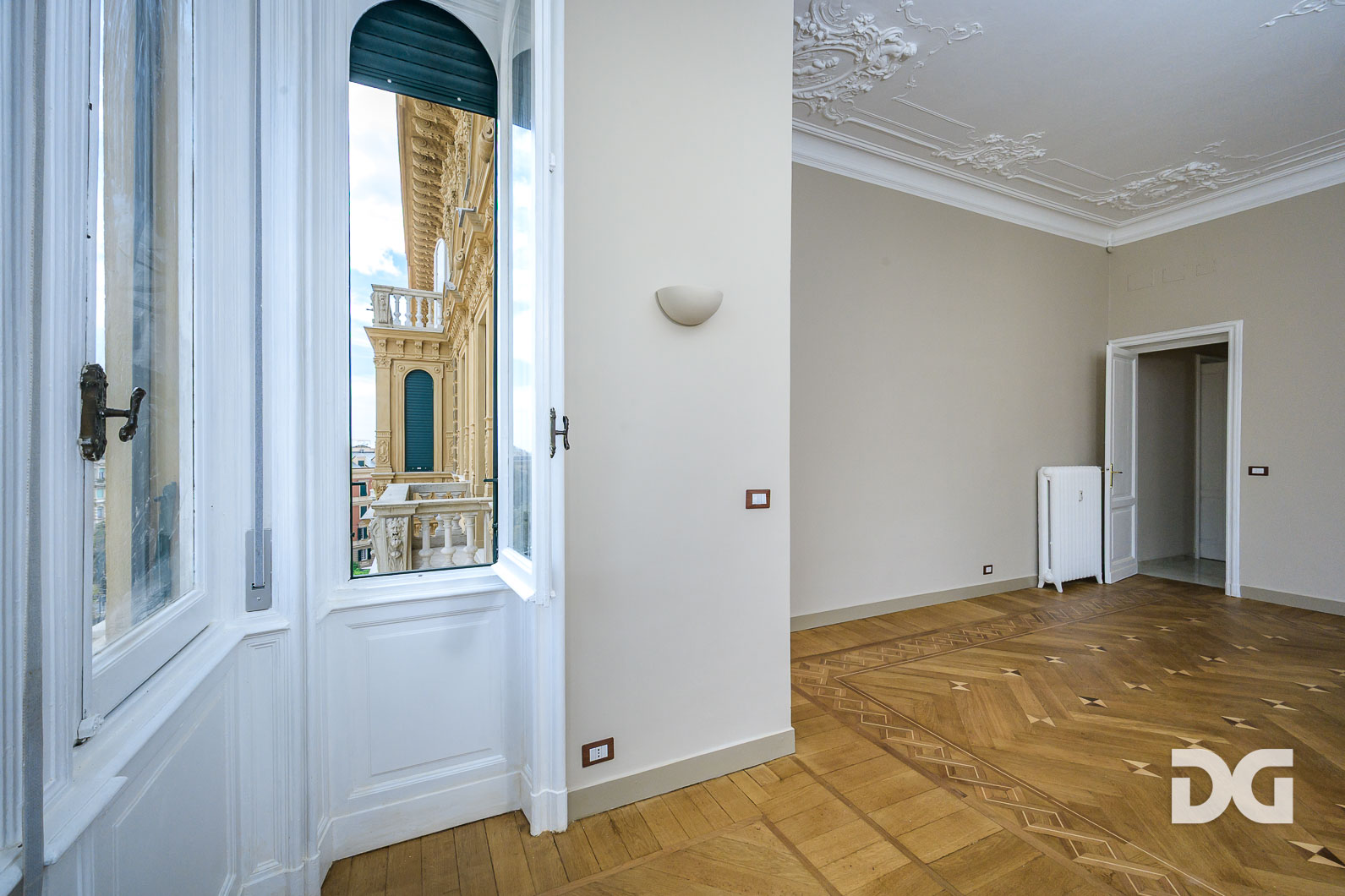 Immobiliare Del Guasta PIAZZA MANIN – RISTRUTTURATI MQ. 145 PENULTIMO PIANO 