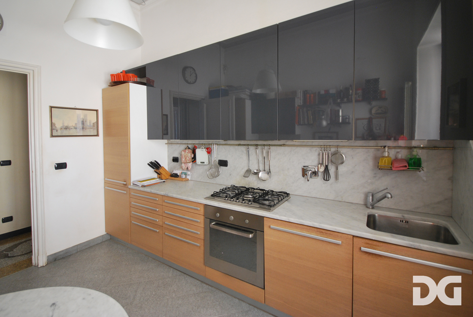 Immobiliare Del Guasta CENTRO – VIA RAGGIO PERFETTI E PANORAMICI MQ. 292 BALCONE POSTO AUTO