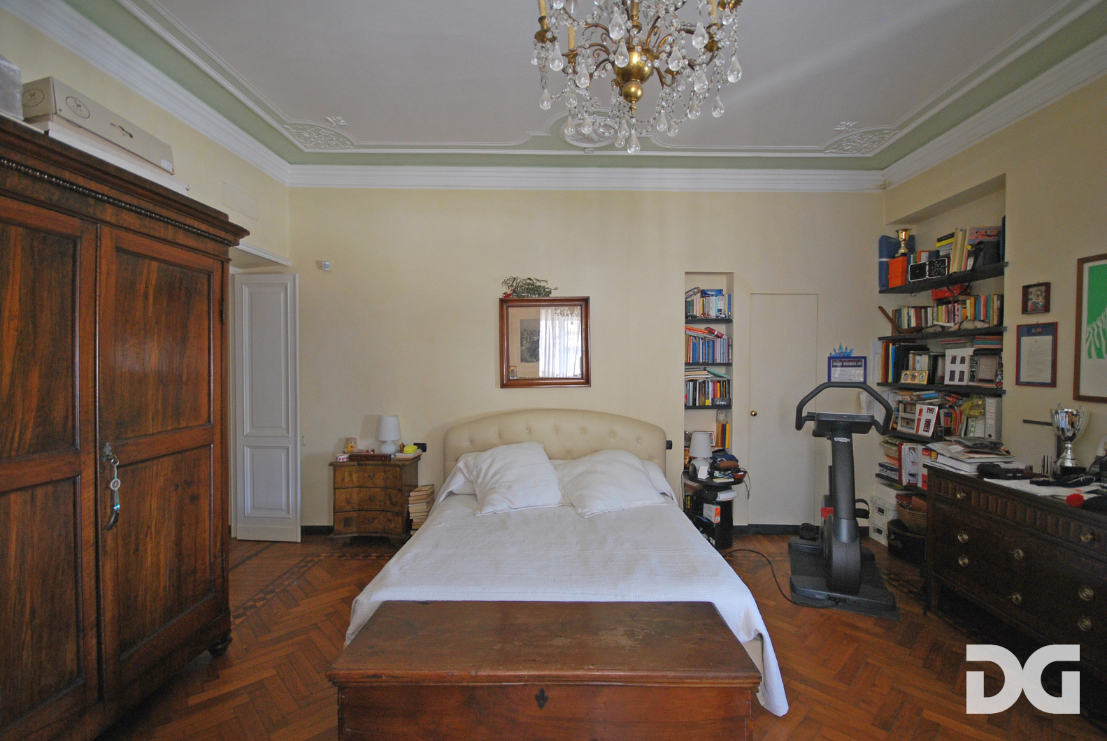 Immobiliare Del Guasta CENTRO – VIA RAGGIO PERFETTI E PANORAMICI MQ. 292 BALCONE POSTO AUTO