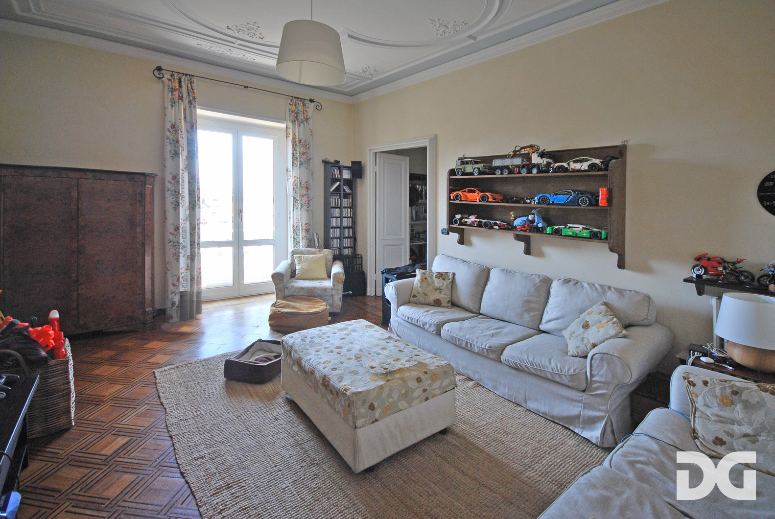 Immobiliare Del Guasta CENTRO – VIA RAGGIO PERFETTI E PANORAMICI MQ. 292 BALCONE POSTO AUTO