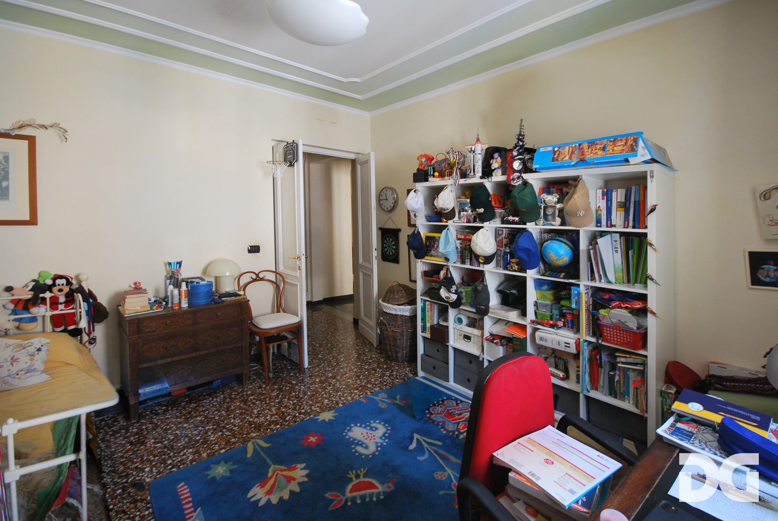 Immobiliare Del Guasta CENTRO – VIA RAGGIO PERFETTI E PANORAMICI MQ. 292 BALCONE POSTO AUTO