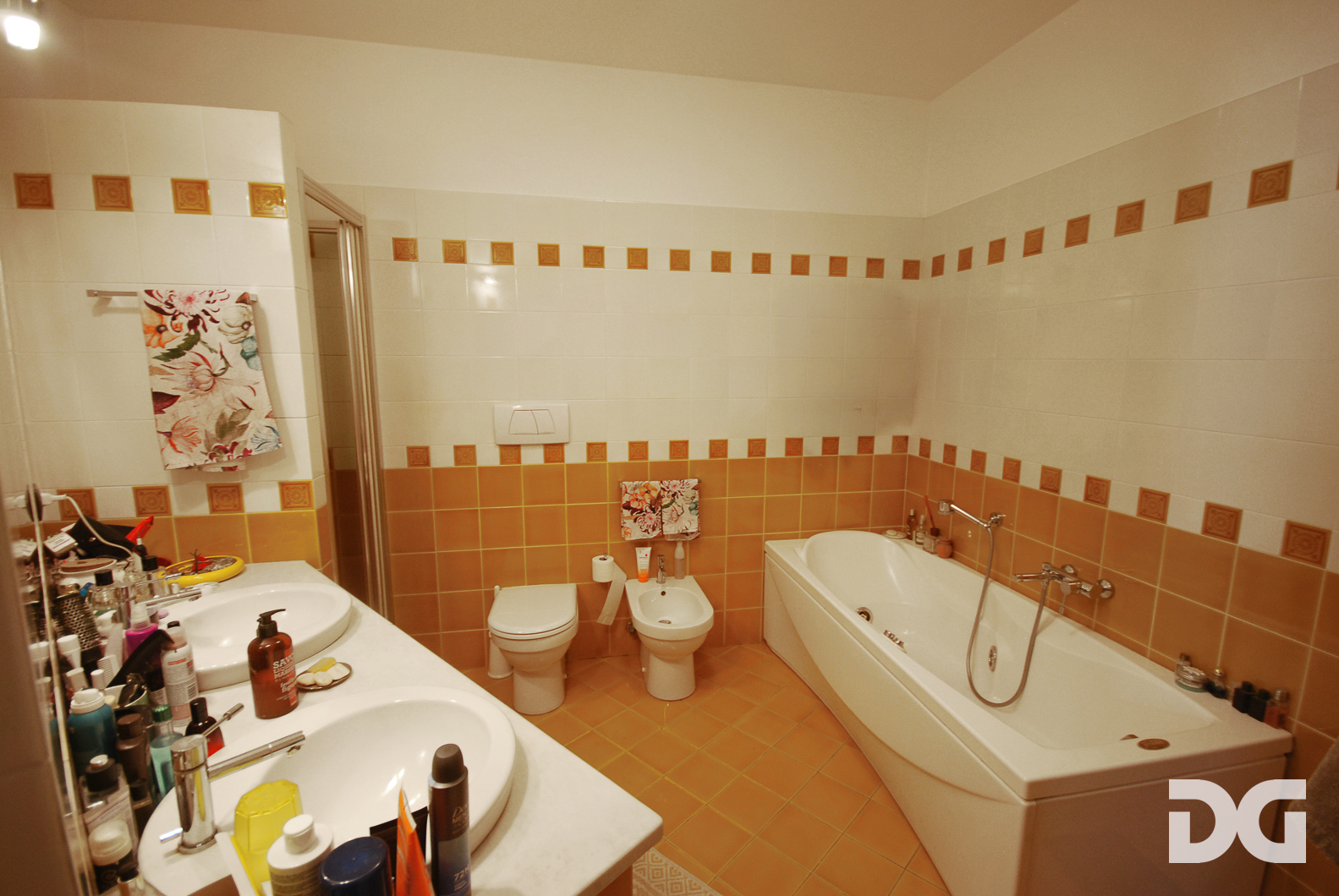Immobiliare Del Guasta CENTRO – VIA RAGGIO PERFETTI E PANORAMICI MQ. 292 BALCONE POSTO AUTO