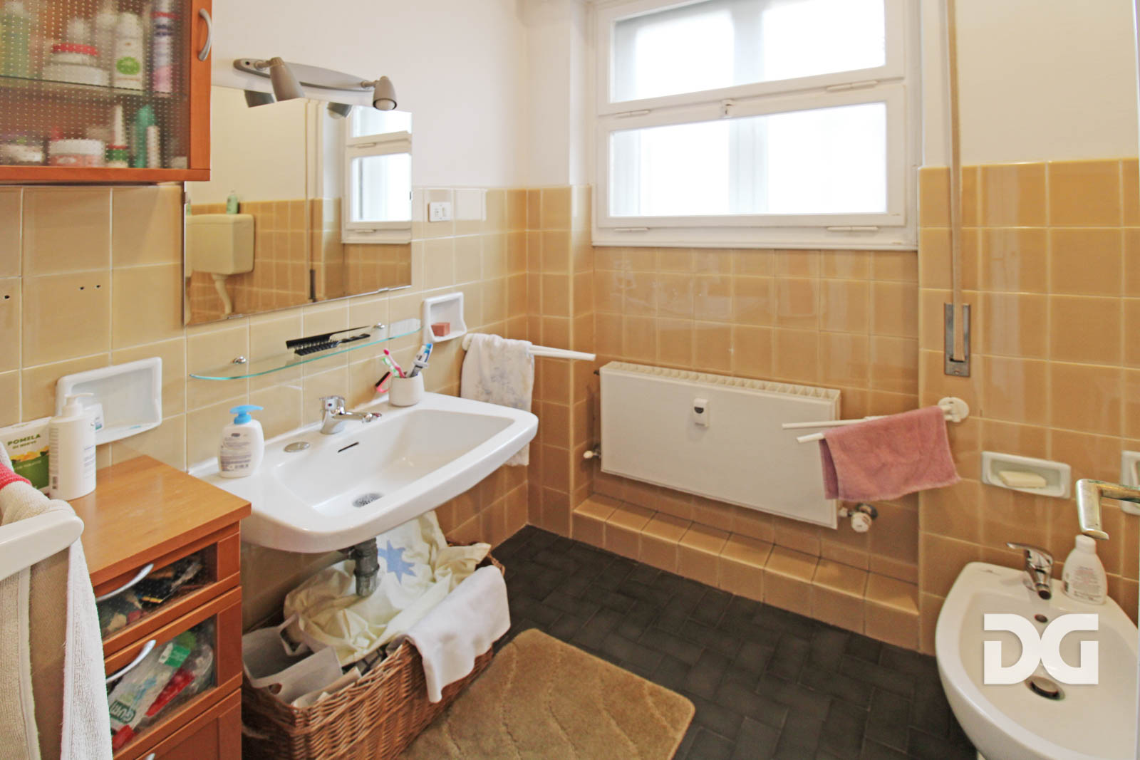 Immobiliare Del Guasta CASTELLETTO – VIA SCORZA MQ. 98 PANORAMICI CON TERRAZZO 