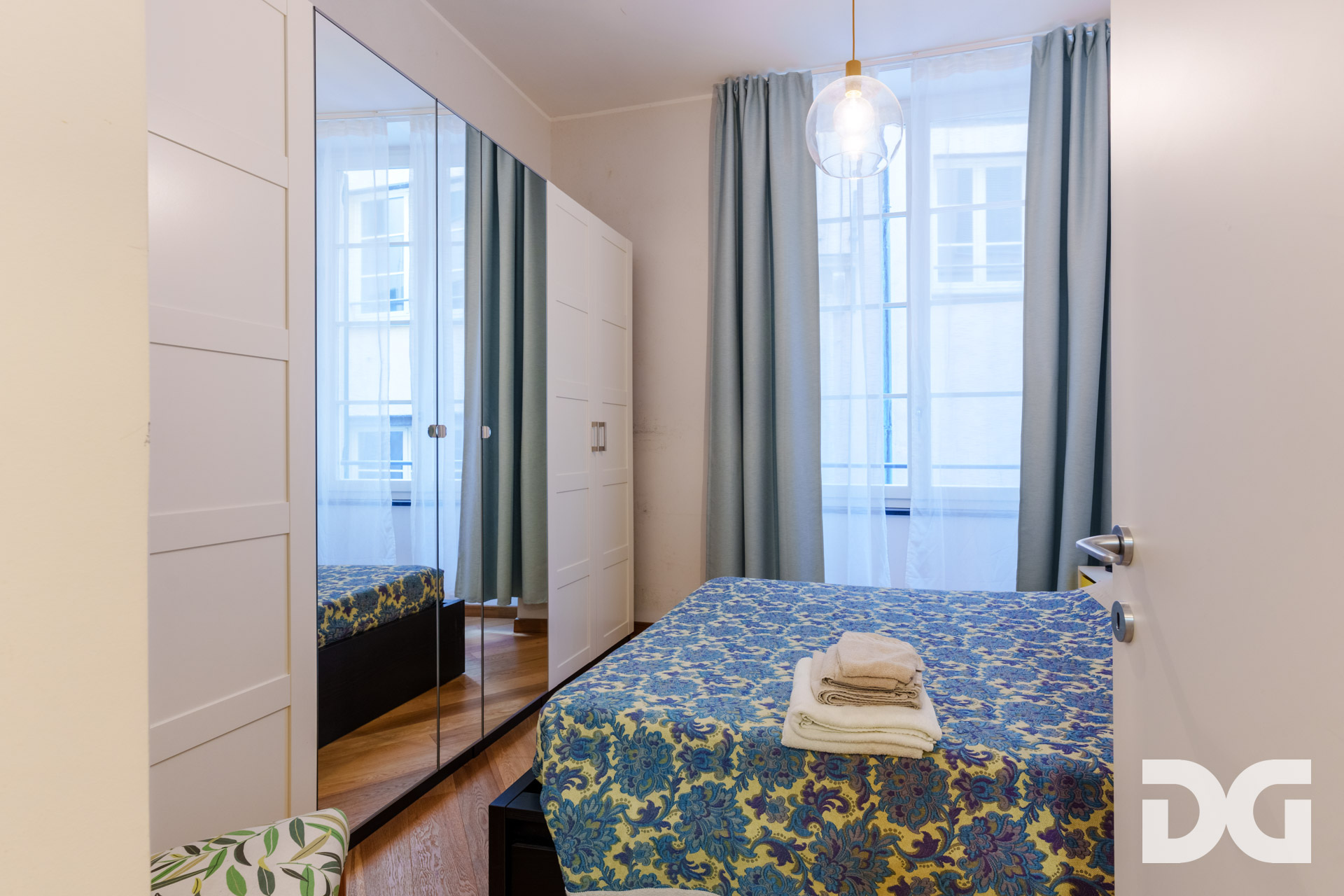 Immobiliare Del Guasta CENTRO STORICO – AD. PIAZZA BANCHI RISTRUTTURATI MQ. 51