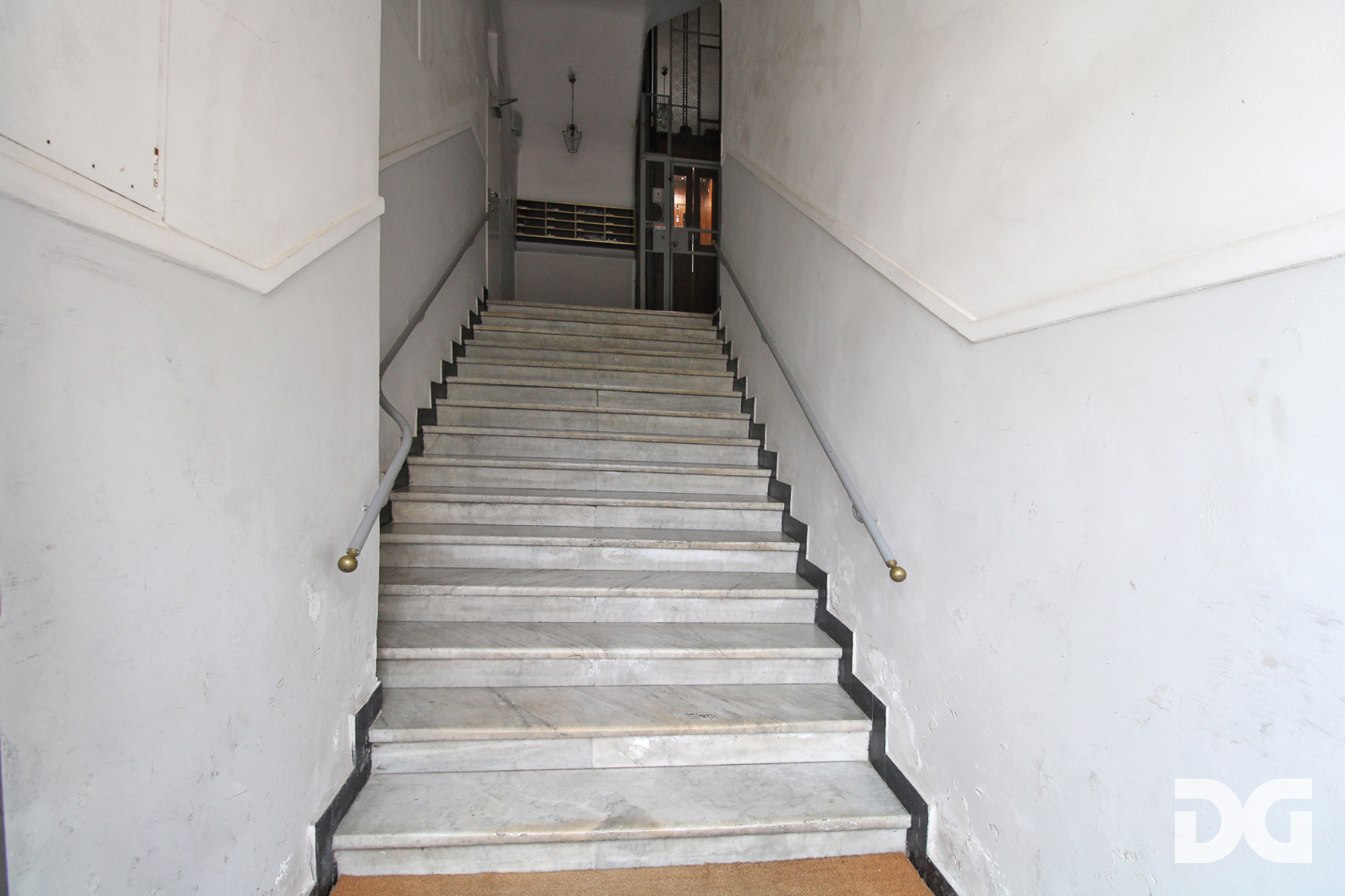 Immobiliare Del Guasta CASTELLETTO – SALITA PIAN DI ROCCA ARREDATI MQ. 86