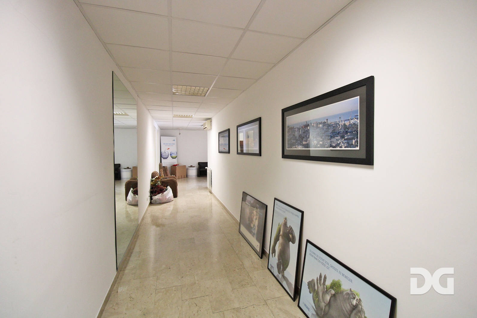 Immobiliare Del Guasta PIAZZA PICCAPIETRA – UFFICIO MQ. 118 