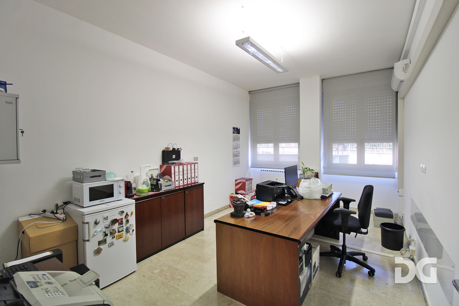Immobiliare Del Guasta PIAZZA PICCAPIETRA – UFFICIO MQ. 118 