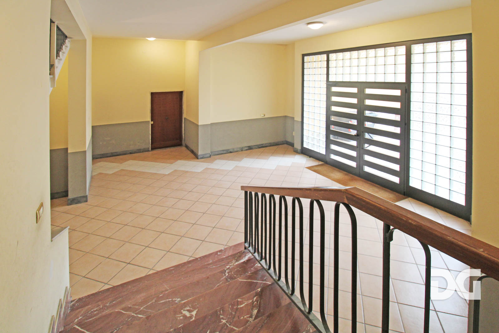 Immobiliare Del Guasta C.SO MAZZINI ADIACENZE – RISTRUTTURATI MQ. 71 CON TERRAZZO 