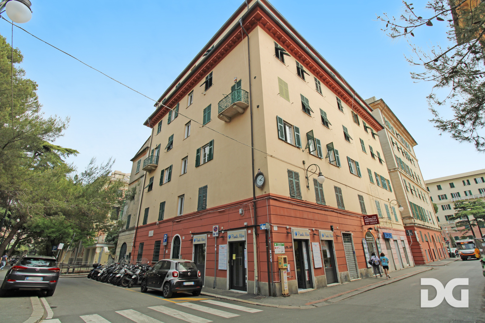 Immobiliare Del Guasta CASTELLETTO – PIAZZA VILLA MQ. 89 