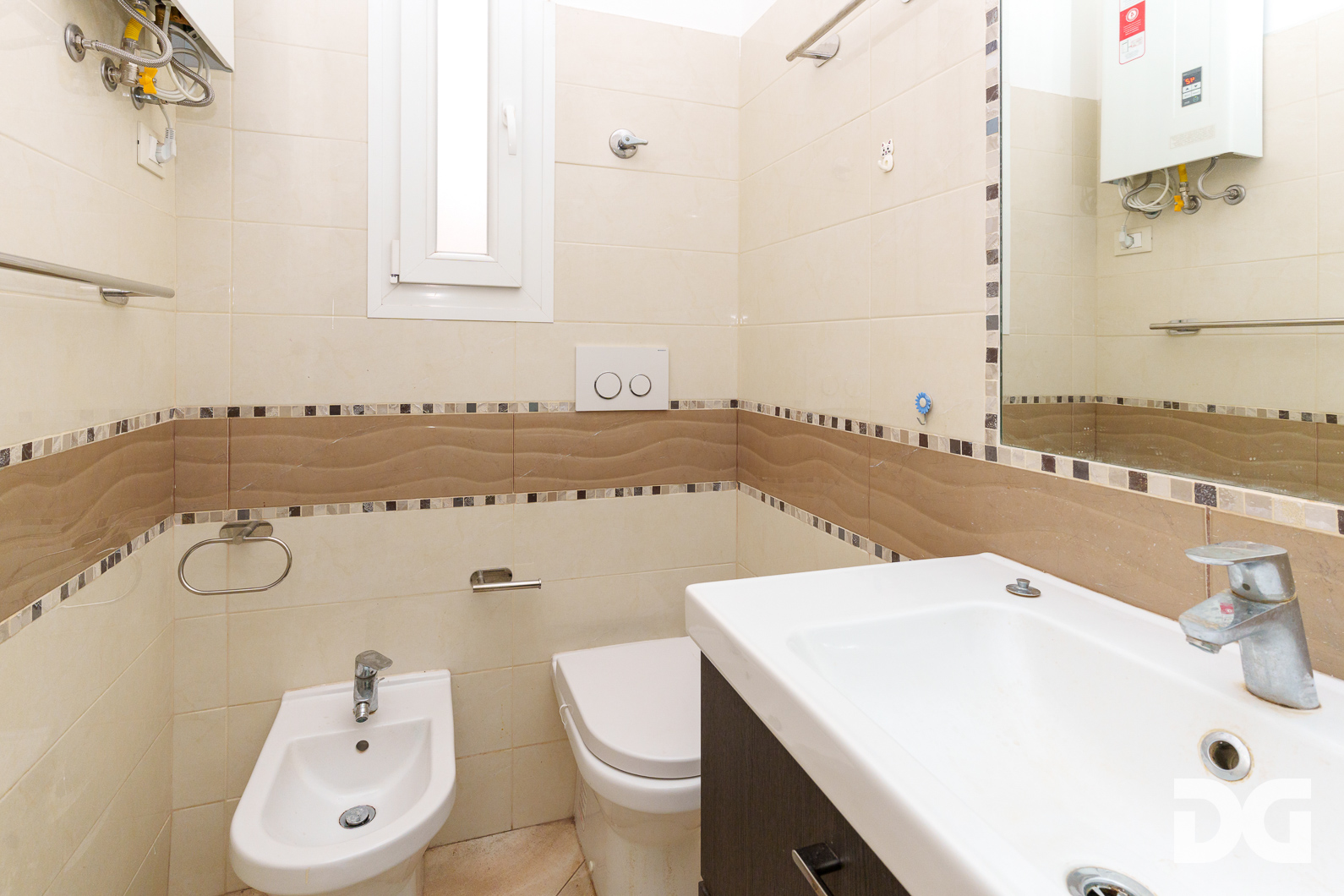 Immobiliare Del Guasta CASTELLETTO – C.SO FIRENZE LUMINOSI MQ. 134 