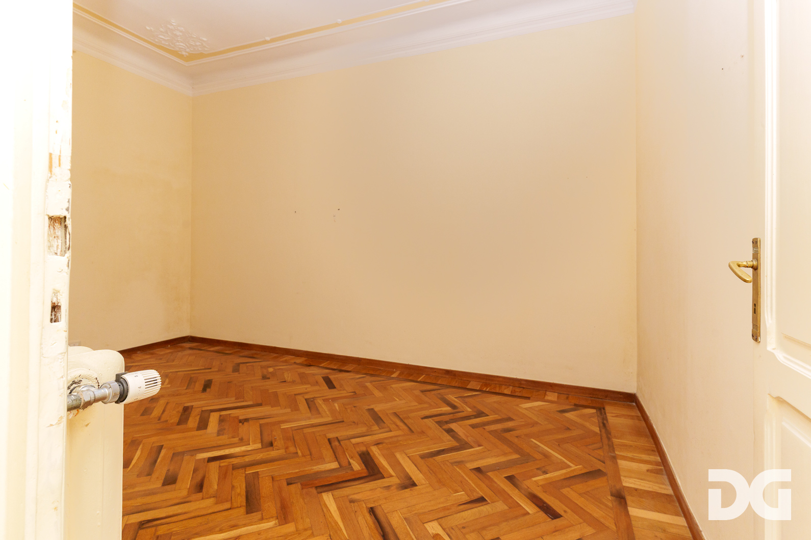 Immobiliare Del Guasta CASTELLETTO – C.SO FIRENZE LUMINOSI MQ. 134 