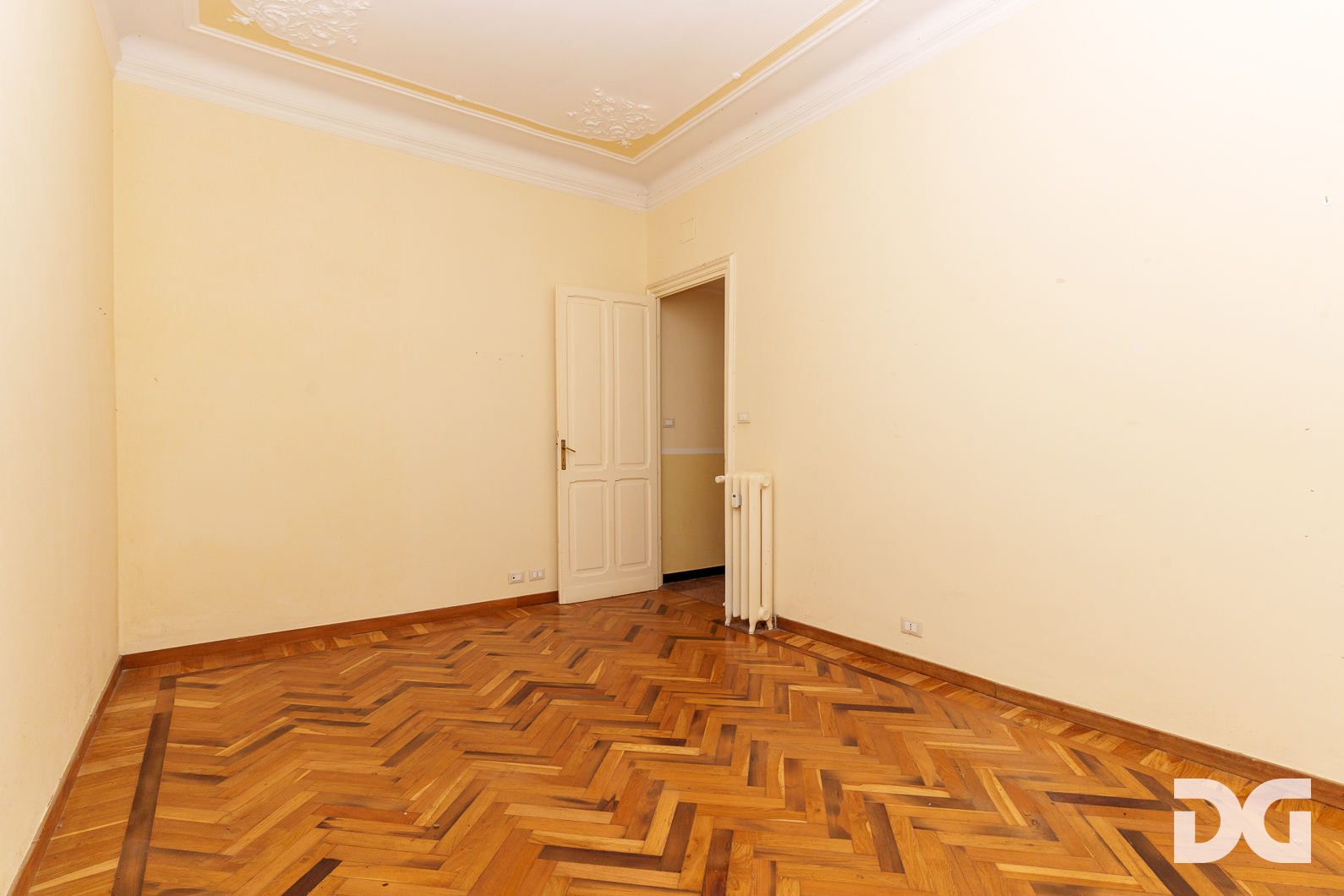Immobiliare Del Guasta CASTELLETTO – C.SO FIRENZE LUMINOSI MQ. 134 