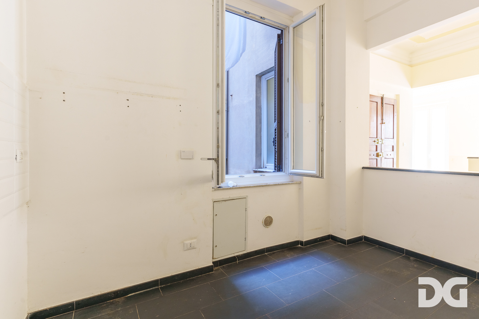 Immobiliare Del Guasta CASTELLETTO – C.SO FIRENZE LUMINOSI MQ. 134 