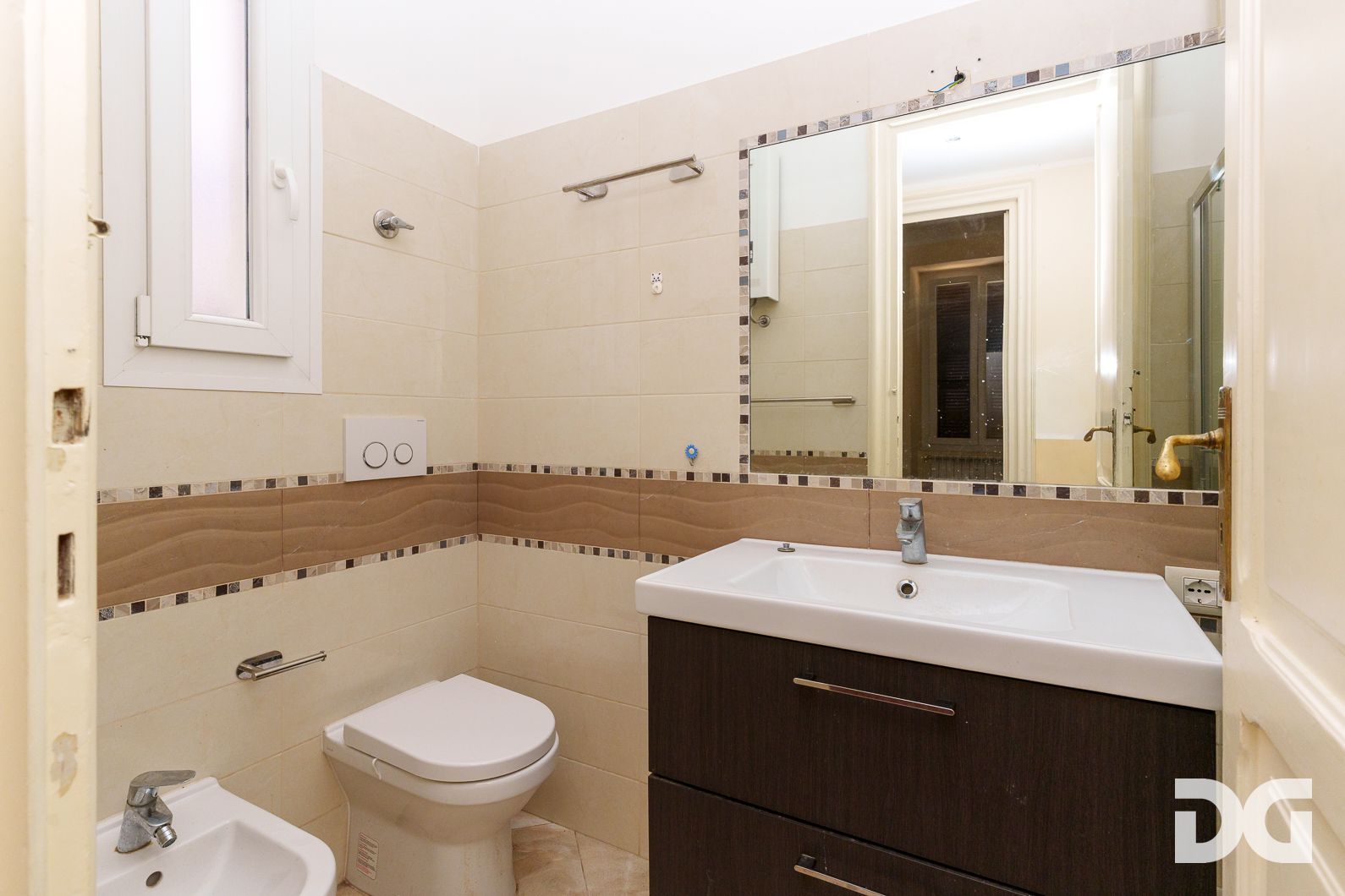 Immobiliare Del Guasta CASTELLETTO – C.SO FIRENZE LUMINOSI MQ. 134 