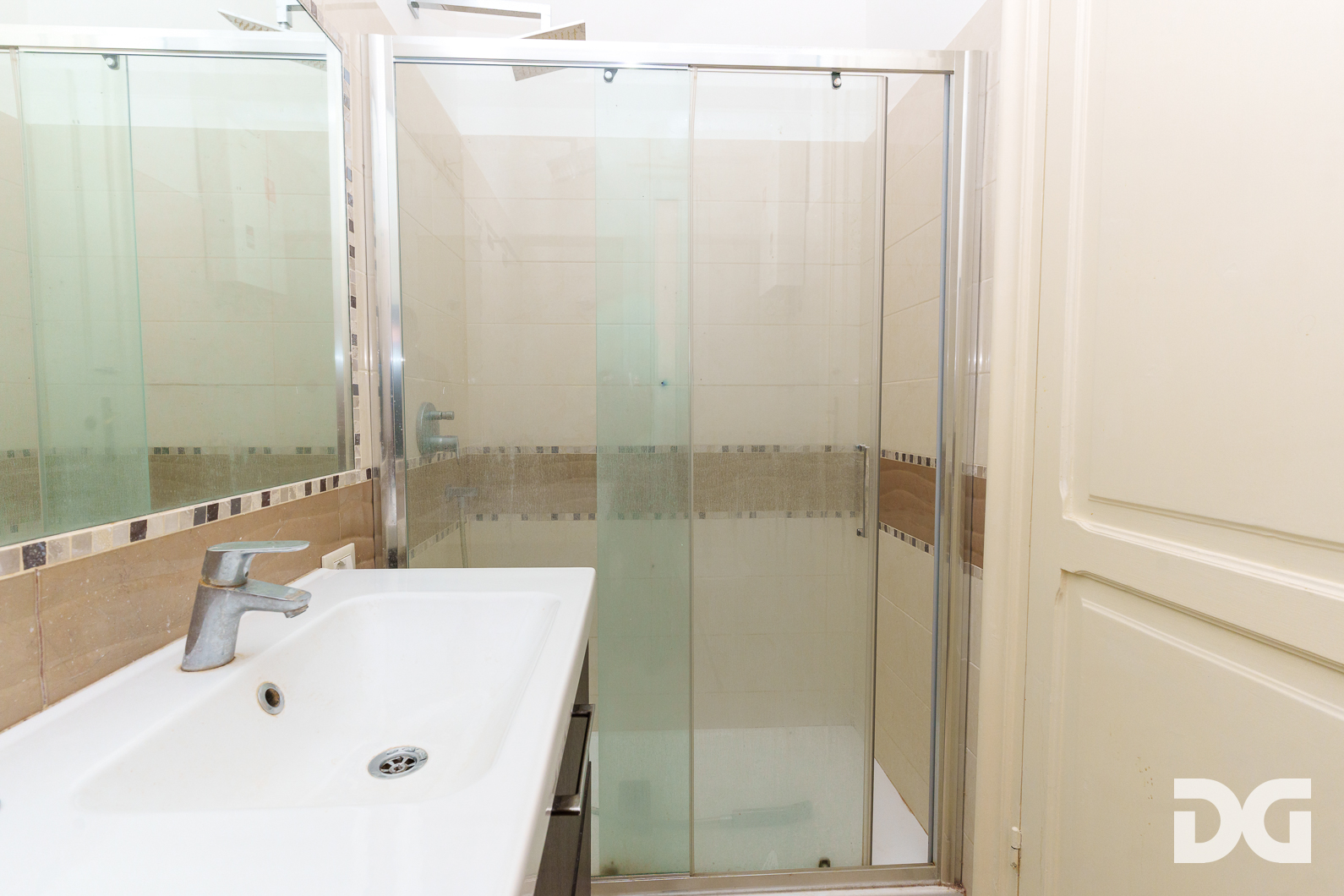 Immobiliare Del Guasta CASTELLETTO – C.SO FIRENZE LUMINOSI MQ. 134 