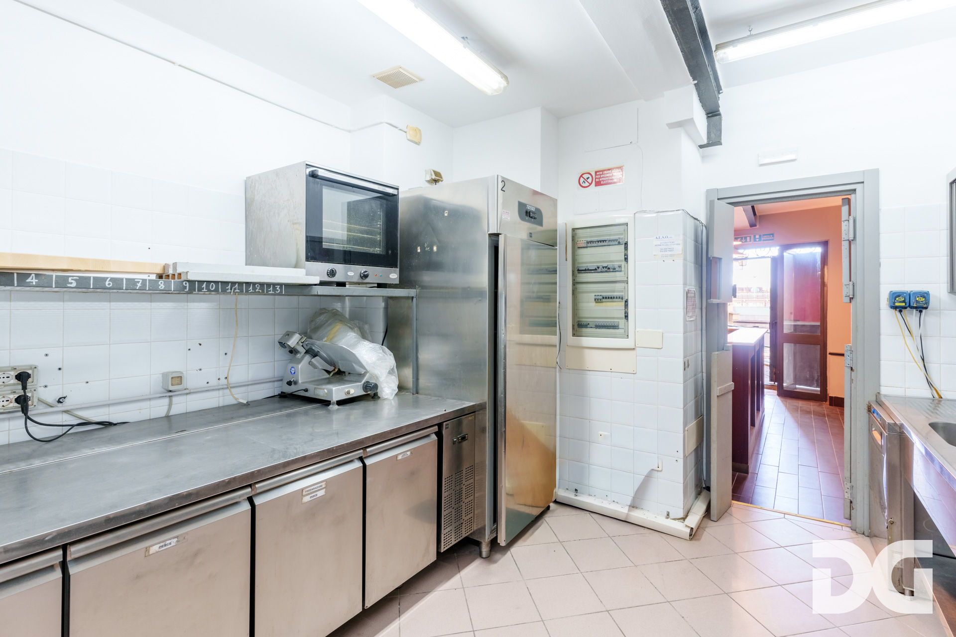 Immobiliare Del Guasta VIA DI SANTA CROCE - RISTRORANTE MQ. 119 BILIVELLO PERFETTO