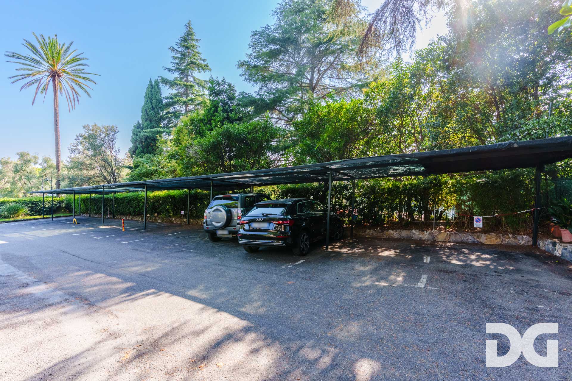Immobiliare Del Guasta NERVI – VIA CAPOUNGO RESIDENCE EDEN PERFETTI MQ.63 CON PARCO E PISCINA