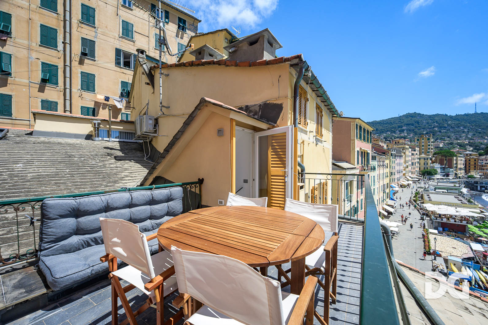 Immobiliare Del Guasta CAMOGLI - PASSEGGIATA A MARE – ESCLUSIVO ATTICO CON TERRAZZO PANORAMICO 