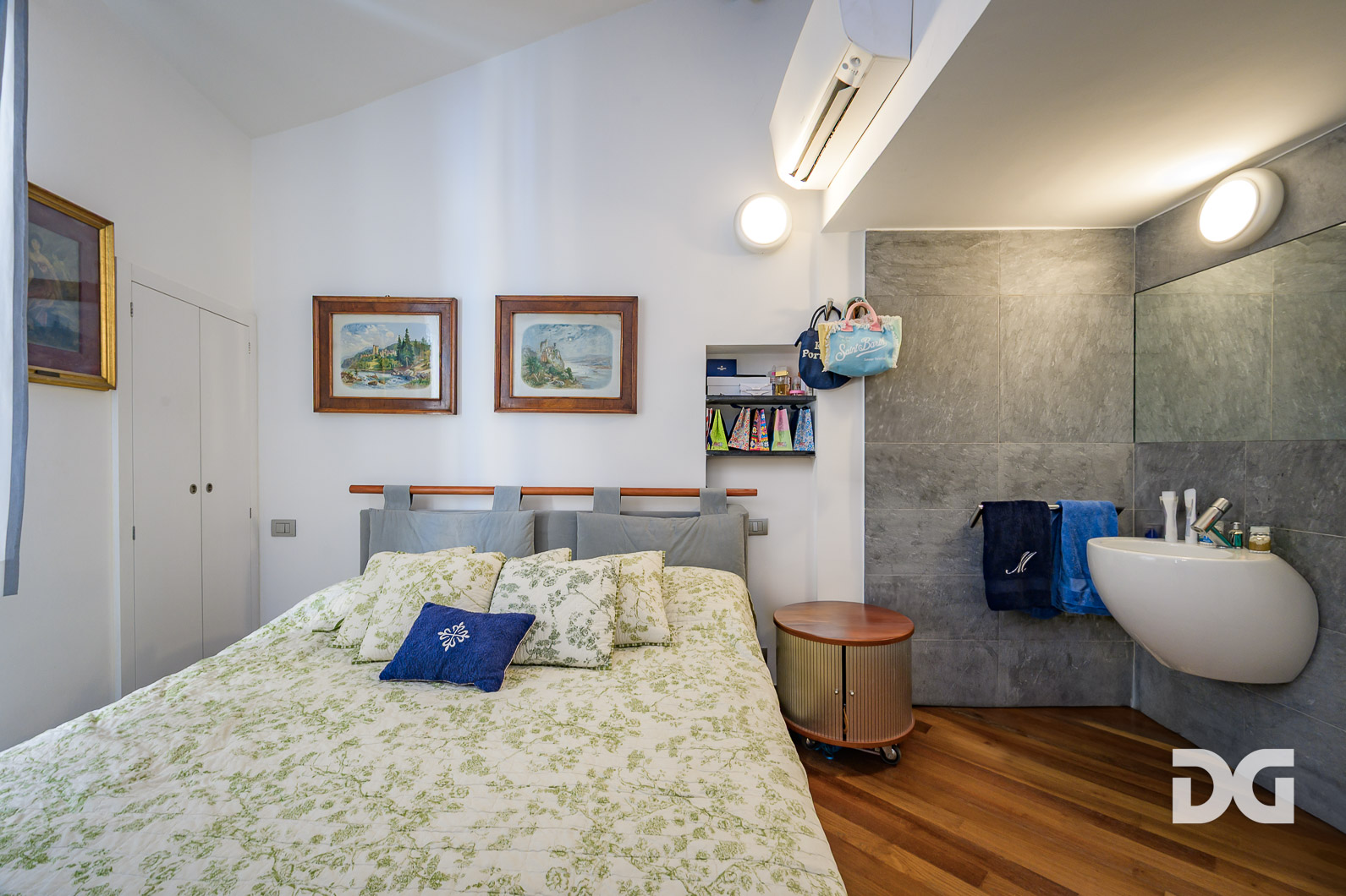 Immobiliare Del Guasta CAMOGLI - PASSEGGIATA A MARE – ESCLUSIVO ATTICO CON TERRAZZO PANORAMICO 