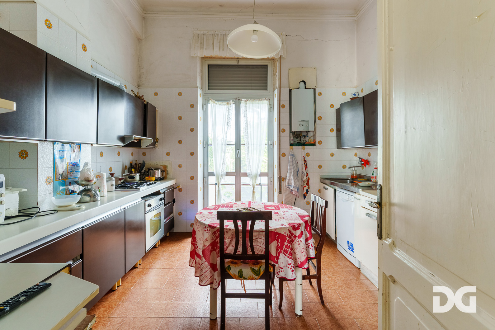 Immobiliare Del Guasta PEGLI – VIALE MODUGNO VILLA PANORAMICA MQ.337 CON GIARDINO E POSTI AUTO 