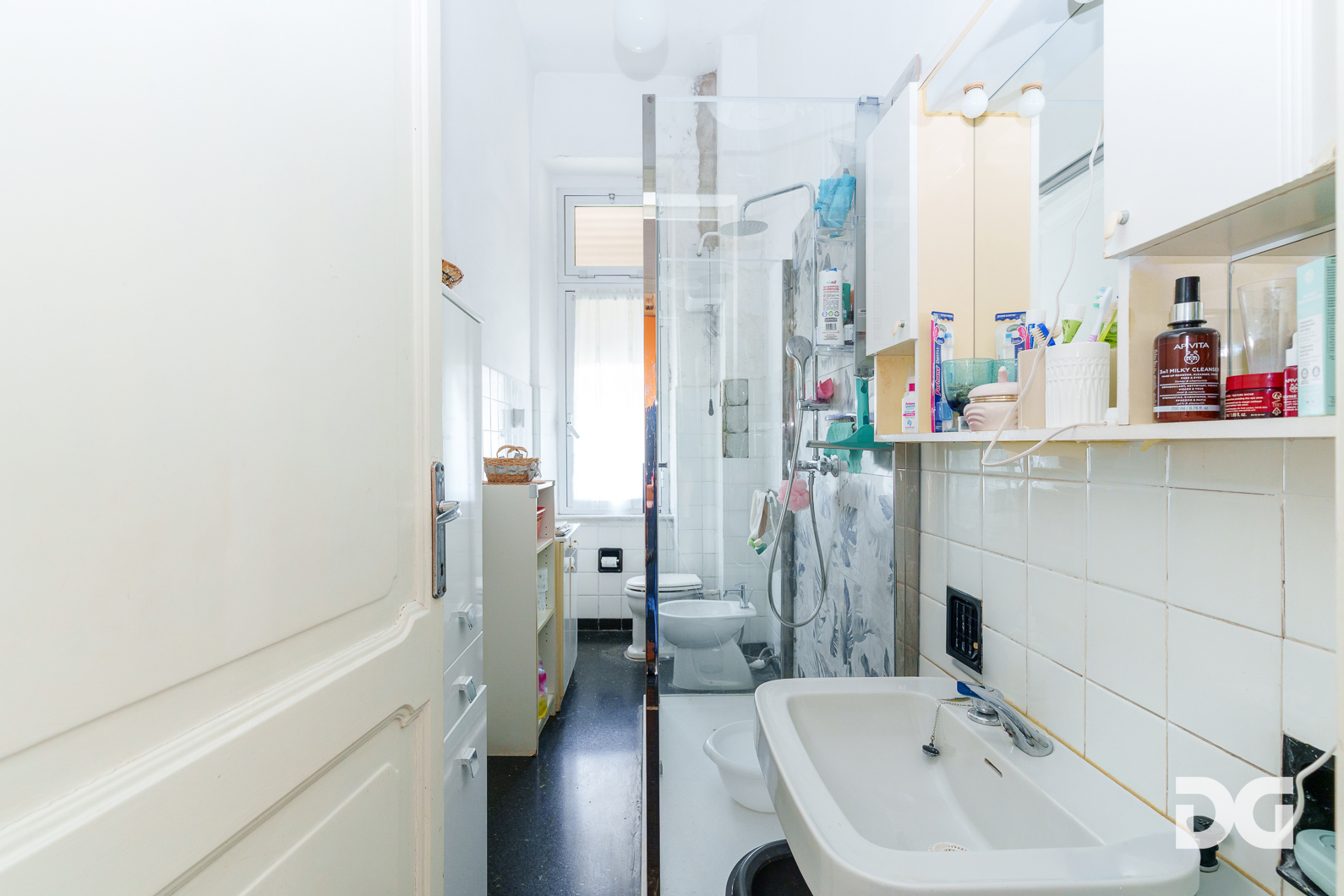 Immobiliare Del Guasta PEGLI – VIALE MODUGNO VILLA PANORAMICA MQ.337 CON GIARDINO E POSTI AUTO 