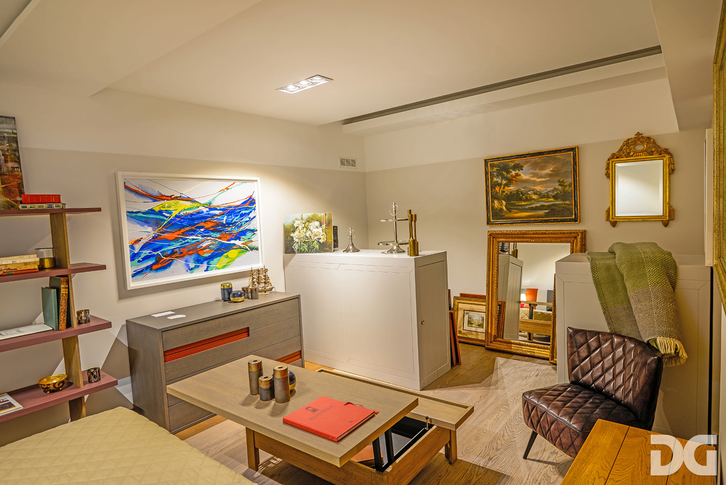 Immobiliare Del Guasta VIA FIASELLA – NEGOZIO MQ. 350 AMPIO PARCHEGGIO 