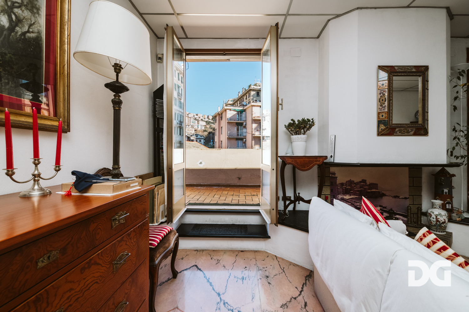 Immobiliare Del Guasta CASTELLETTO – C.SO UGO BASSI ATTICO MQ. 123 PANORAMICO CON TERRAZZO 