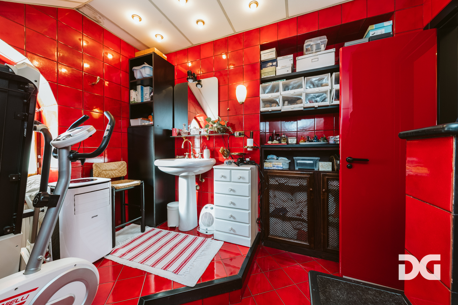 Immobiliare Del Guasta CASTELLETTO – C.SO UGO BASSI ATTICO MQ. 123 PANORAMICO CON TERRAZZO 