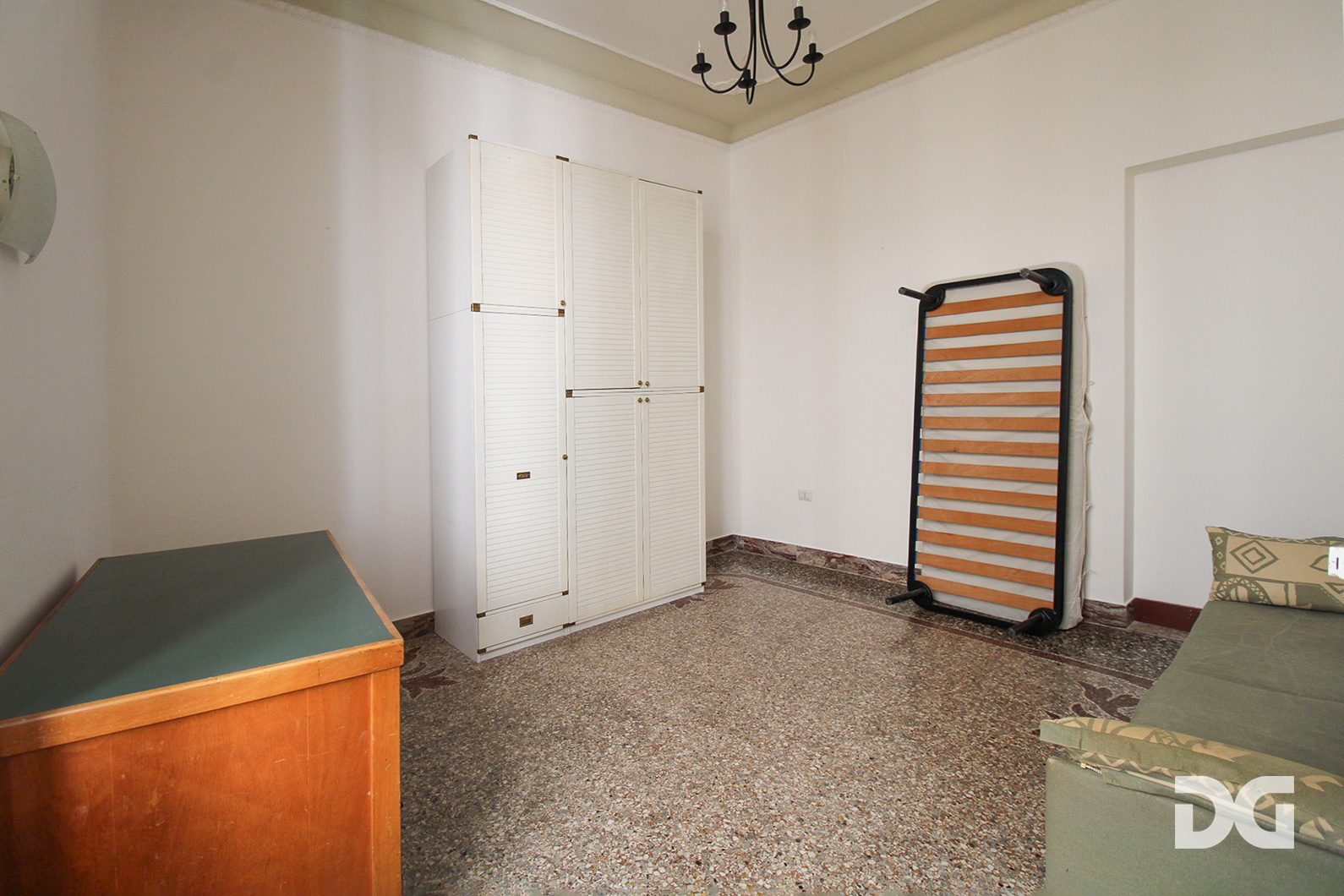 Immobiliare Del Guasta CASTELLETTO – PASSO DELL’ACQUIDOTTO ORDINATI MQ. 139