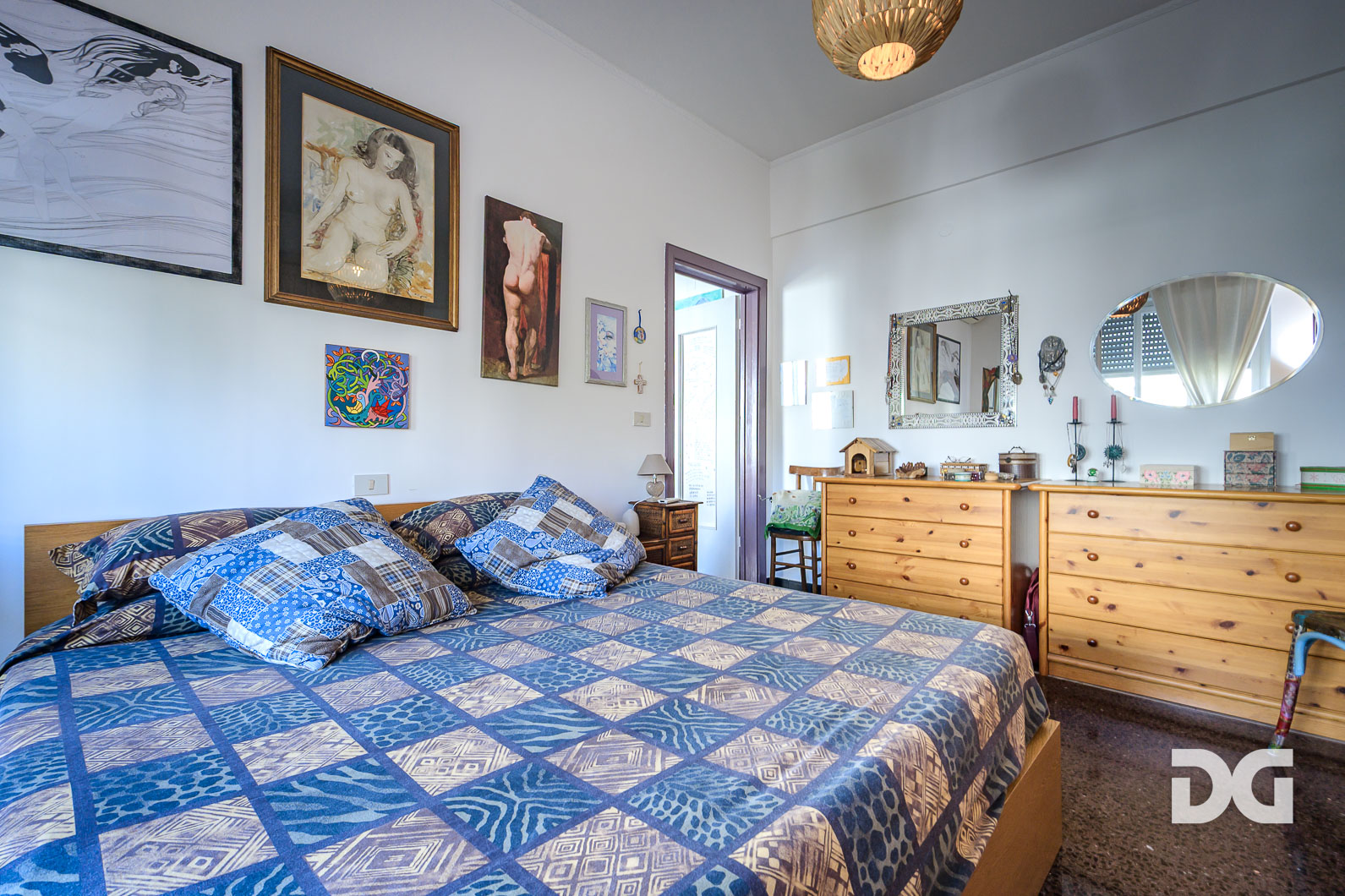 Immobiliare Del Guasta ALBISSOLA MARINA - VIALE FARAGGIANA – MQ. 99 A POCHI PASSI DAL MARE 