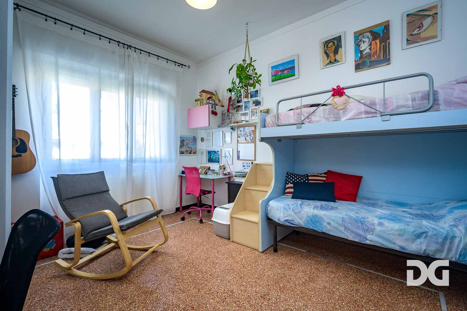 Immobiliare Del Guasta ALBISSOLA MARINA - VIALE FARAGGIANA – MQ. 99 A POCHI PASSI DAL MARE 