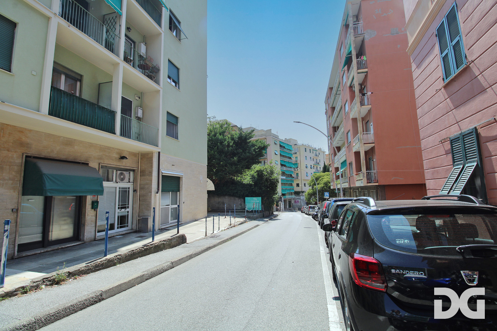 Immobiliare Del Guasta QUINTO – VIA MAJORANA PERFETTI MQ. 95 ULTIMO PIANO SCORCIO MARE