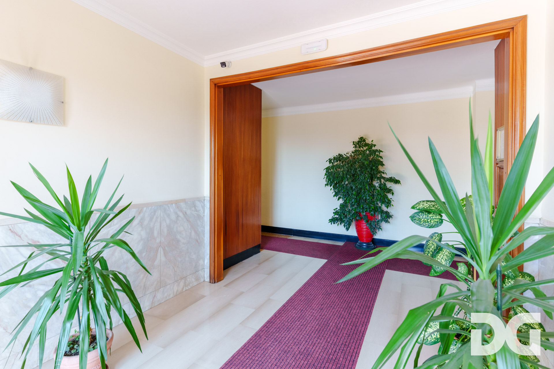 Immobiliare Del Guasta BORGORATTI – VIA BORGORATTI PANORAMICISSIMI MQ. 100 CON BALCONATA 