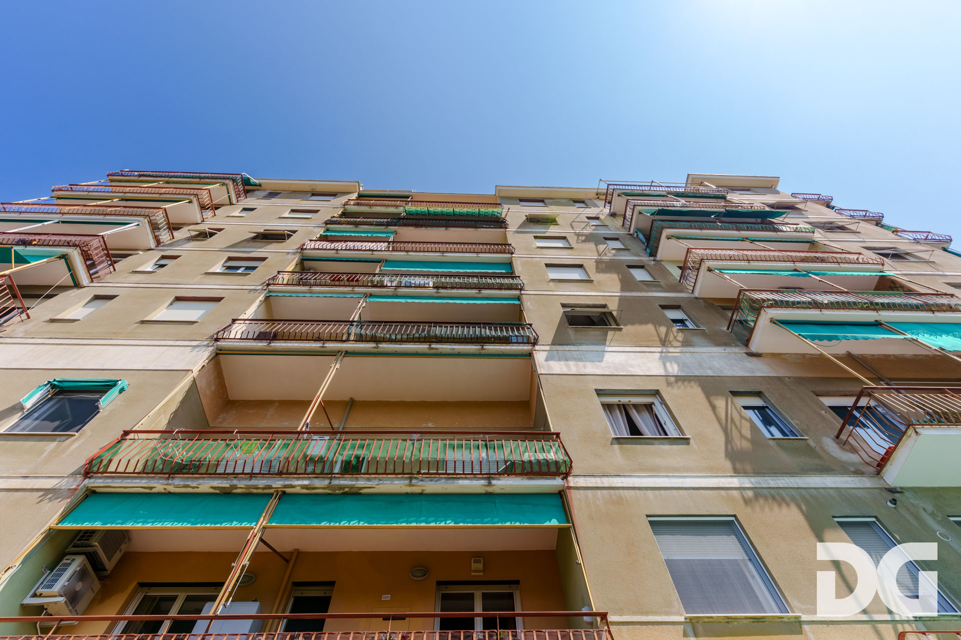 Immobiliare Del Guasta BORGORATTI – VIA BORGORATTI PANORAMICISSIMI MQ. 100 CON BALCONATA 